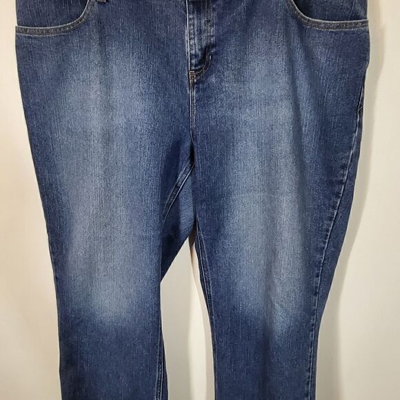 Plus Size Tommy Hilfiger Hipster Denim Jeans - Picture 6 of 8